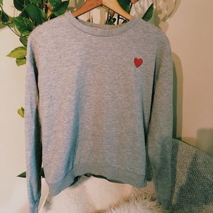 🌙✨ H&M Heart Crewneck ✨🌙